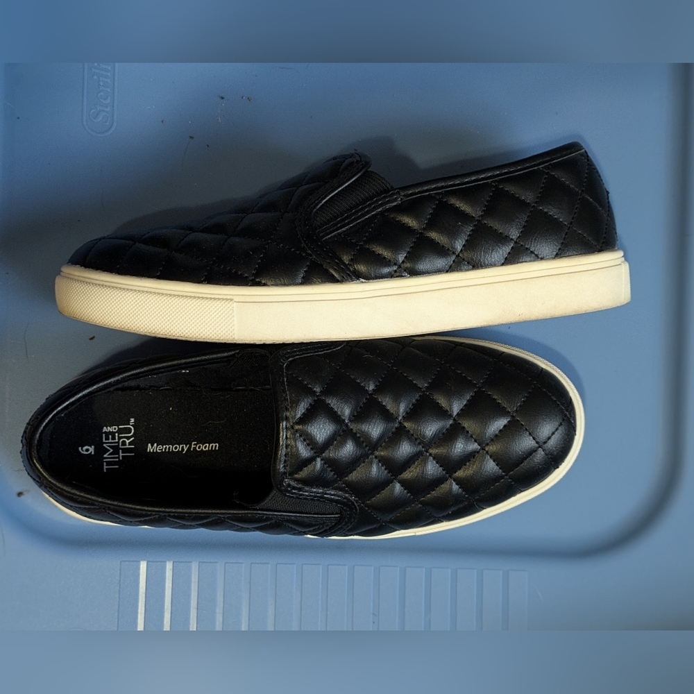 Quilted slip-ons